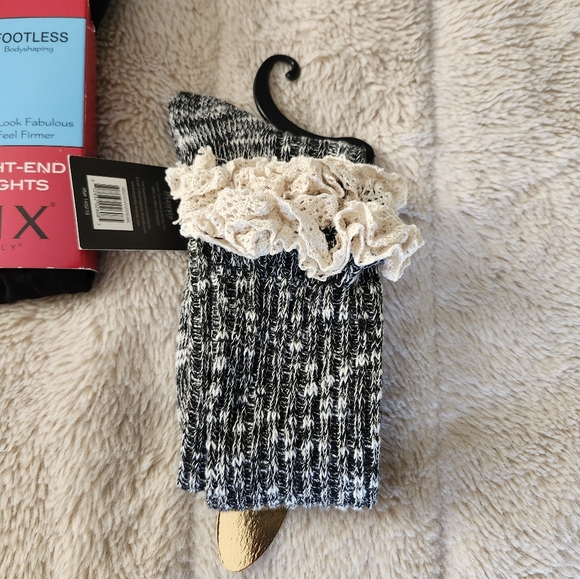 2 pair Spanx and Socks by ABS. - Picture 9 of 9